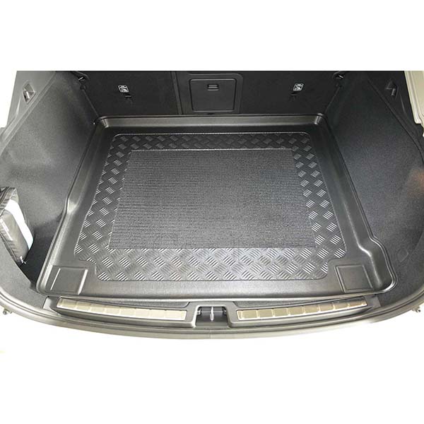 192594_3_standard_CarLux.jpg