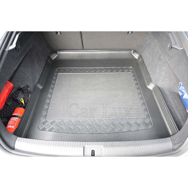 193421_3_standard_CarLux.jpg