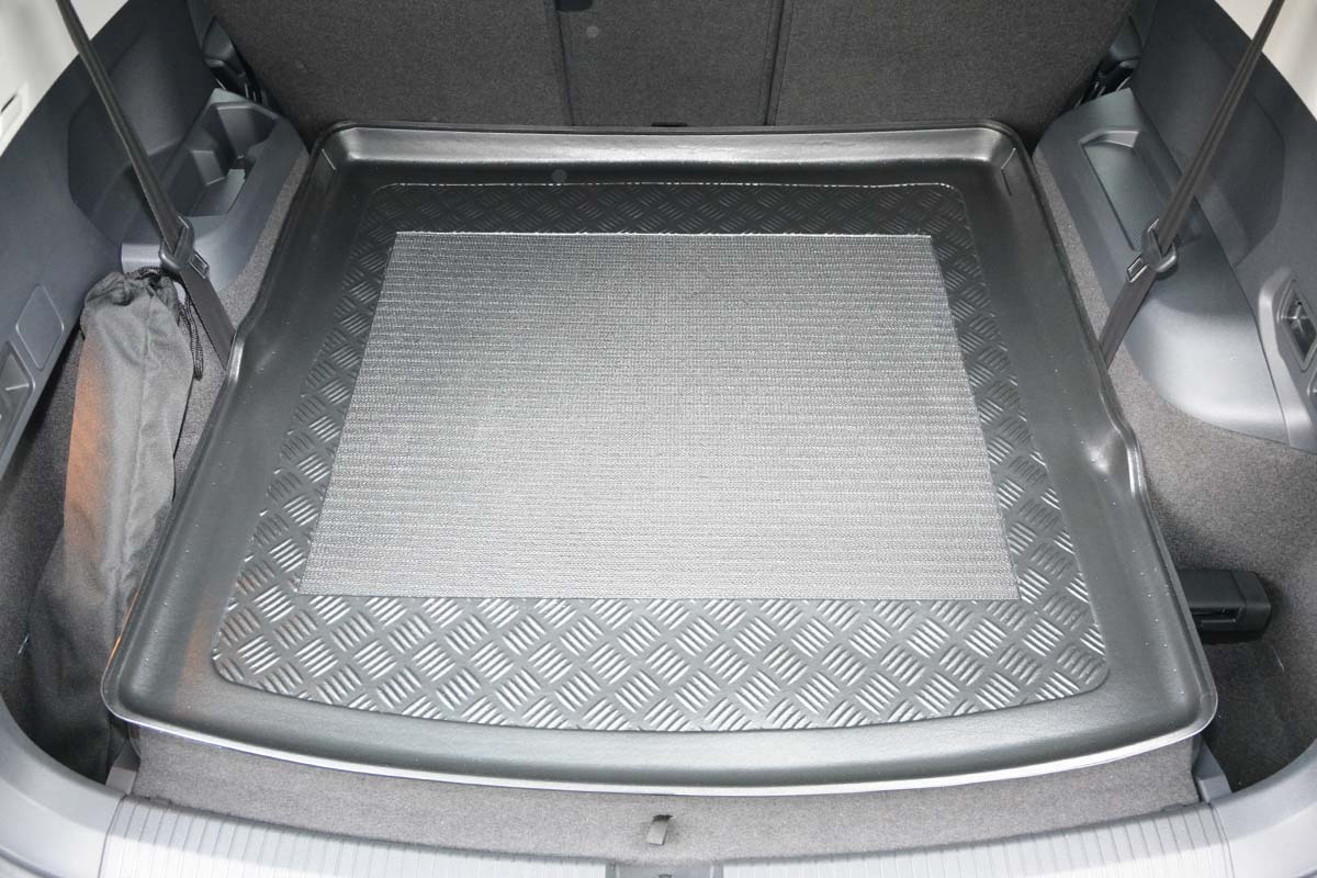 193422_3_standard_7_seats.jpg