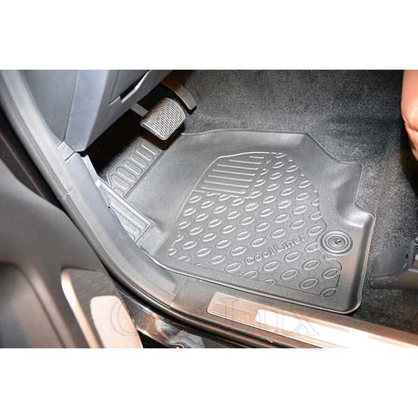 413731_2_front_left_FL_only_hook_driver_premium_CarLux.jpg