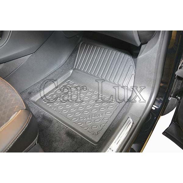 423439_1_front_right_FR_passenger_premium_CarLux.jpg