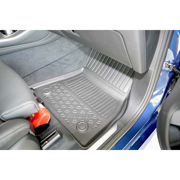 423640_1_front_right_FR_passenger_premium.jpg