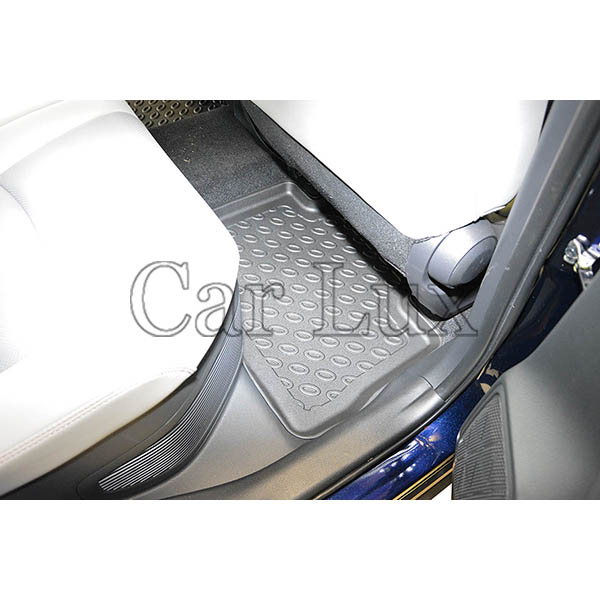44338420220rear20right20RR20premium.jpg