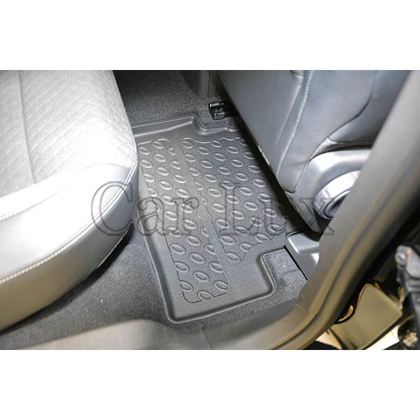 443439_3_rear_right_RR_premium_CarLux.jpg