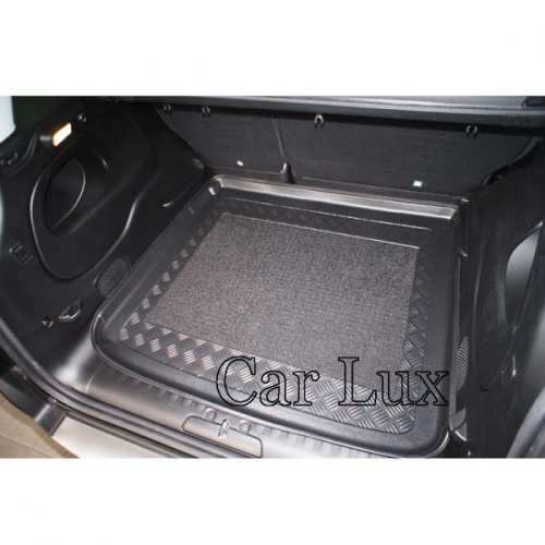 50020L20Living20MPV2013-20320CL.jpg