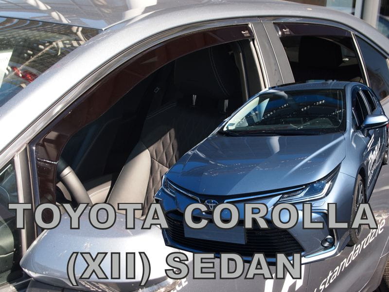 COROLLA-19-_XII-SEDAN_carlux5.jpg