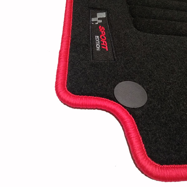 Clio_4_Sport_rojo_logo_anclaje_CARLUX.jpg