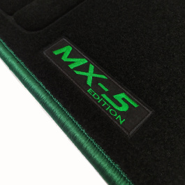 Alfombras Alfombrillas en moqueta velour con borde y logo verde a medida para Mazda MX-5 NB desde 1998 hasta 2005